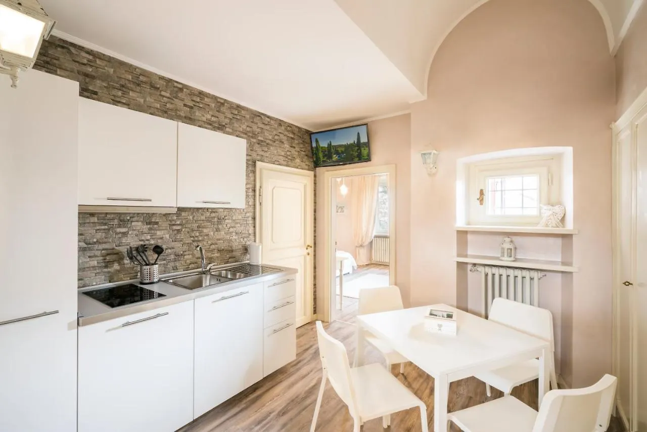 Villa Matilde Desenzano del Garda 0*,
